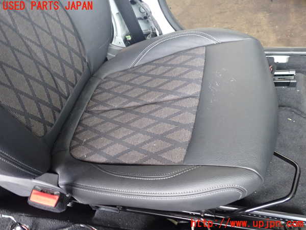 2UPJ-9236797065]BMW X1(HT20)助手席シート 中古 (F48)_3