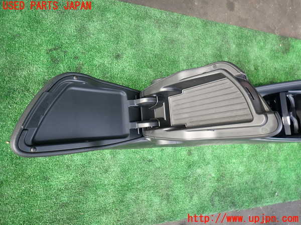 2UPJ-9236797540]BMW X1(HT20)センターコンソール 中古 (F48)_5