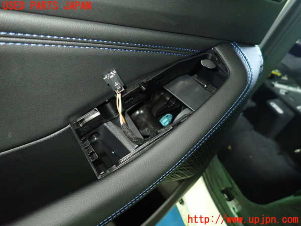 1UPJ-9236801320]BMW 218i アクティブツアラー U06(62BX15)左後ドア FUYAO M5315 中古_4
