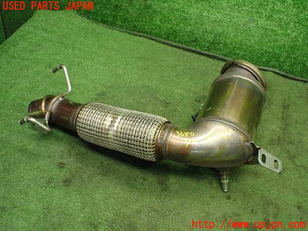 1UPJ-9236802661]BMW 218i アクティブツアラー U06(62BX15)触媒1 中古_2