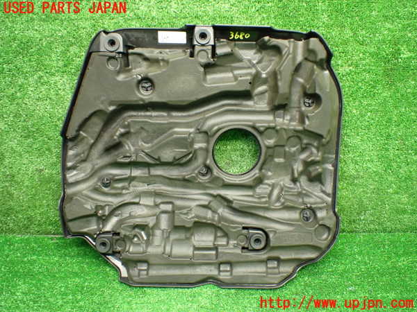 1UPJ-9236802160]BMW 218i アクティブツアラー U06(62BX15)エンジンアッパーカバー 中古_4