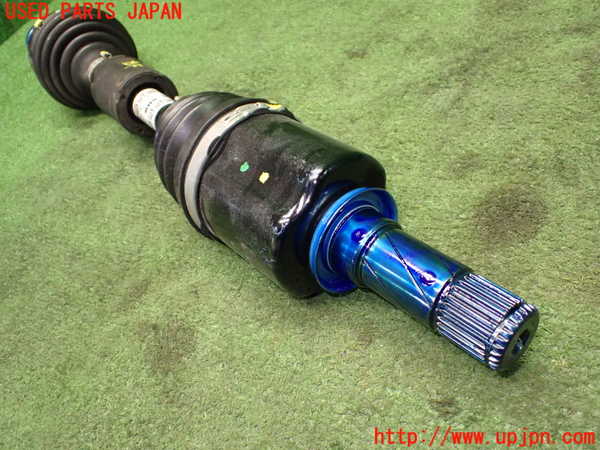 1UPJ-9236804015]BMW 218i アクティブツアラー U06(62BX15)左フロントドライブシャフト 中古_3