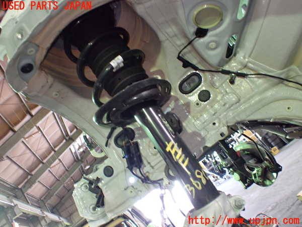 1UPJ-9236805025]BMW 218i アクティブツアラー U06(62BX15)左フロントストラット 中古_2