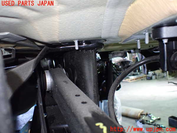 1UPJ-9236805156]BMW 218i アクティブツアラー U06(62BX15)左リアアッパーアーム1 中古_3