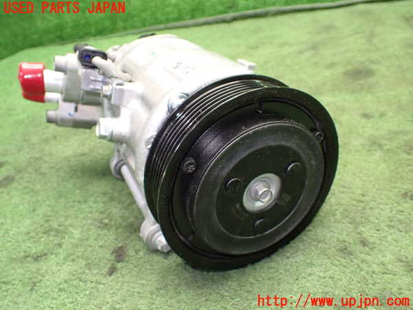 1UPJ-9236806025]BMW 218i アクティブツアラー U06(62BX15)エアコンコンプレッサー 中古_3