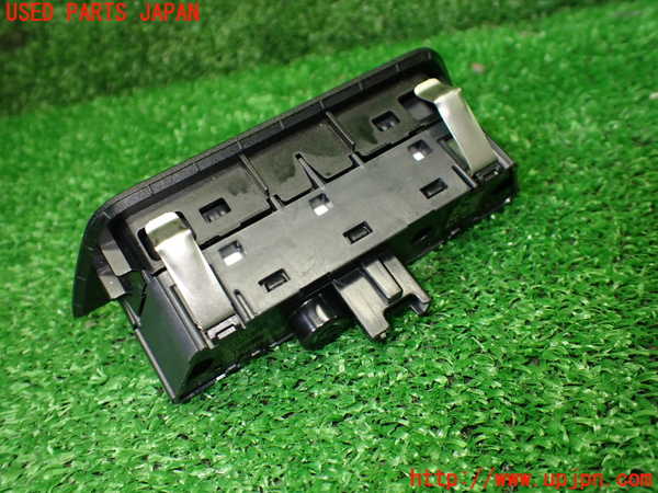 1UPJ-9236806285]BMW 218i アクティブツアラー U06(62BX15)ライトスイッチ 中古_3