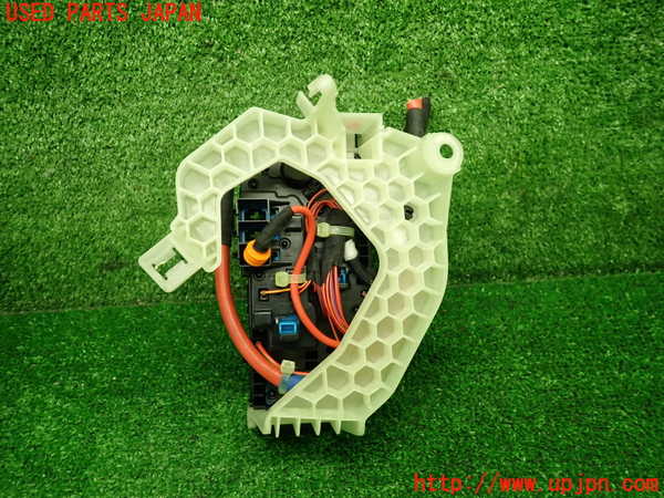 1UPJ-9236806741]BMW 218i アクティブツアラー U06(62BX15)ヒューズボックス1 中古_3