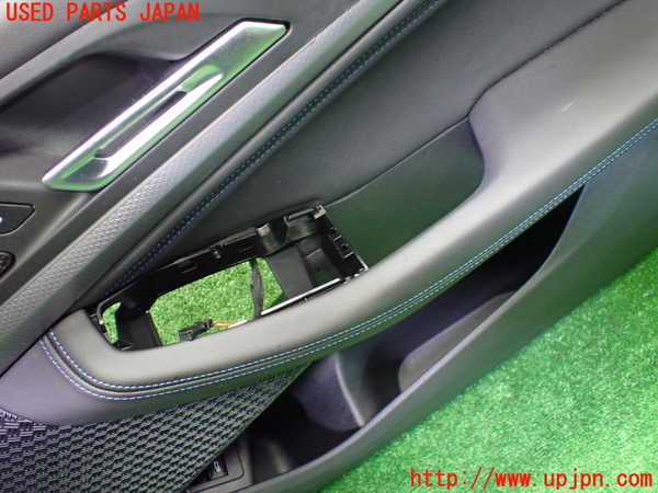 1UPJ-9236801234]BMW 218i アクティブツアラー U06(62BX15)右前ドア内張り 中古_2