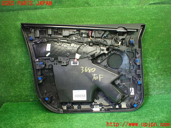 1UPJ-9236801234]BMW 218i アクティブツアラー U06(62BX15)右前ドア内張り 中古_5