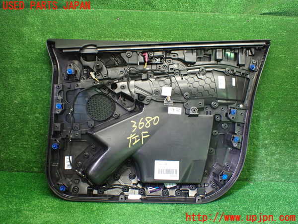 1UPJ-9236801264]BMW 218i アクティブツアラー U06(62BX15)左前ドア内張り 中古_4