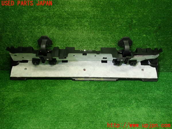 1UPJ-9236807772]BMW 218i アクティブツアラー U06(62BX15)ラゲッジトレイ2 中古_2