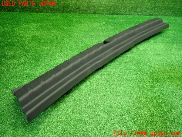 1UPJ-9236807773]BMW 218i アクティブツアラー U06(62BX15)ラゲッジトレイ3 中古_4