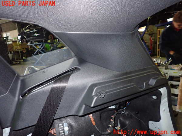 1UPJ-9236807675]BMW 218i アクティブツアラー U06(62BX15)右リアピラートリム 中古_4