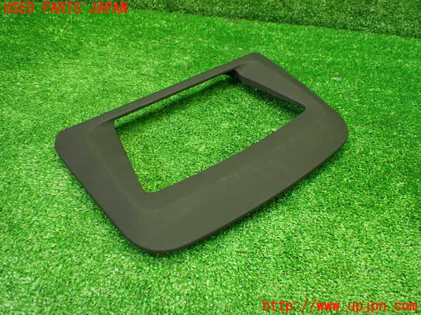 1UPJ-9236807510]BMW 218i アクティブツアラー U06(62BX15)メーターフード 中古_3