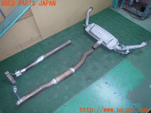 3UPJ=9236810152]ベンツ AMG CLA45 4MATIC(117352 C117)純正 A1174900201 E300 646 932 マフラー カット済み 3分割 中古_2
