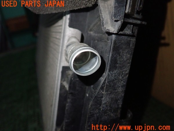3UPJ=9236810154]ベンツ AMG CLA45 4MATIC(117352 C117)純正 A0995006403 ラジエーター 中古_5
