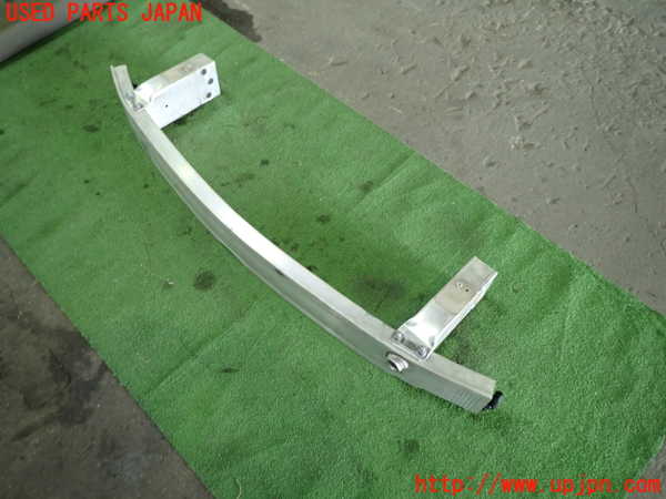 1UPJ-9236811014]ベンツ AMG CLA45 4MATIC(117352 C117)フロントバンパーホースメント 中古_2