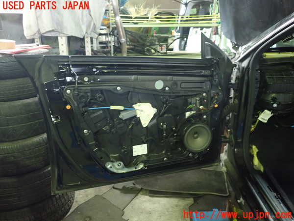 1UPJ-9236811260]ベンツ AMG CLA45 4MATIC(117352 C117)左前ドア 中古_4