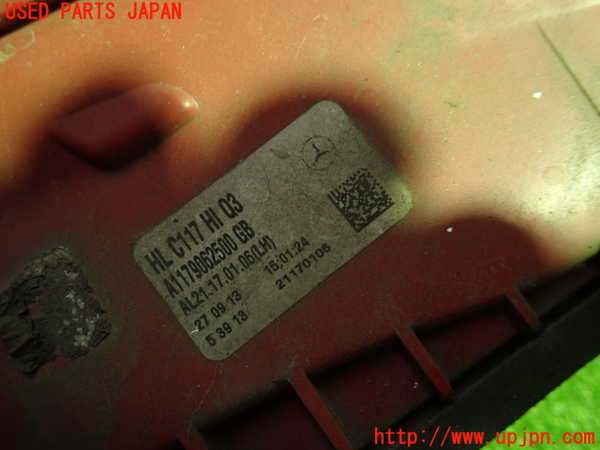 1UPJ-9236811536]ベンツ AMG CLA45 4MATIC(117352 C117)左テールランプ 中古_2