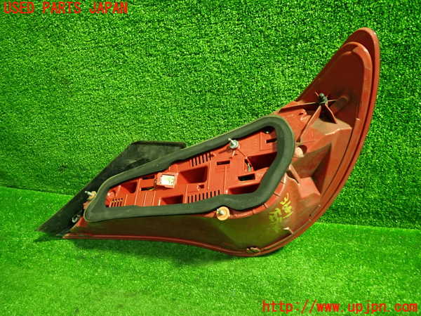 1UPJ-9236811536]ベンツ AMG CLA45 4MATIC(117352 C117)左テールランプ 中古_3