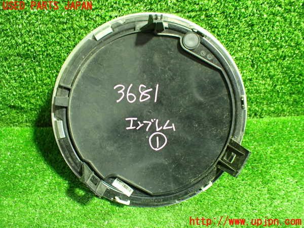 1UPJ-9236811631]ベンツ AMG CLA45 4MATIC(117352 C117)エンブレム1 中古_4