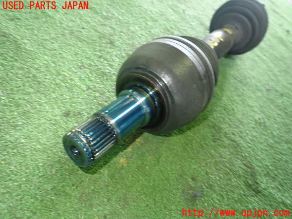 1UPJ-9236814015]ベンツ AMG CLA45 4MATIC(117352 C117)左フロントドライブシャフト 中古_2