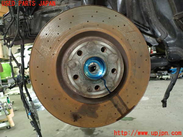 1UPJ-9236814295]ベンツ AMG CLA45 4MATIC(117352 C117)左フロントナックルハブ 中古_3