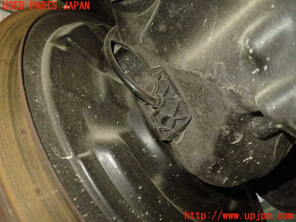 1UPJ-9236814300]ベンツ AMG CLA45 4MATIC(117352 C117)右リアナックルハブ 中古_2