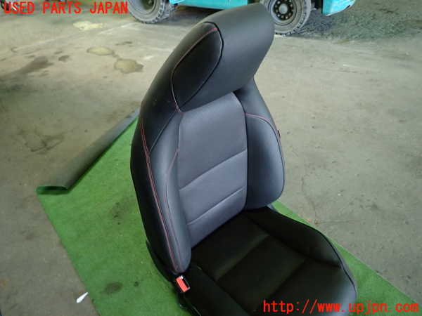 1UPJ-9236817065]ベンツ AMG CLA45 4MATIC(117352 C117)助手席シート 中古_2