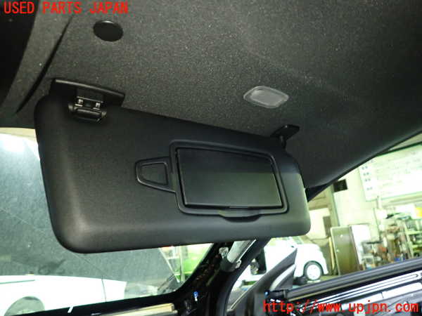 1UPJ-9236817625]ベンツ AMG CLA45 4MATIC(117352 C117)室内サンバイザー右側 中古_2