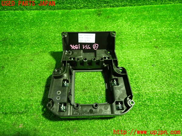 1UPJ-9236817692]ベンツ AMG CLA45 4MATIC(117352 C117)内装トリム類2 中古_4