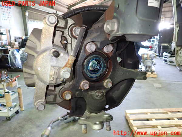 1UPJ-9236824290]アルファード(AGH30W)右フロントナックルハブ 中古_2