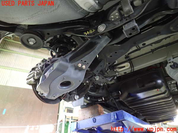 1UPJ-9236825295]アルファード(AGH30W)リアメンバー 中古_4