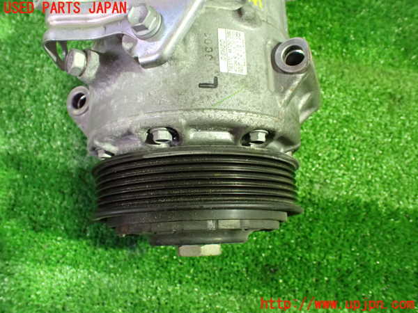 1UPJ-9236826025]アルファード(AGH30W)エアコンコンプレッサー 中古_2