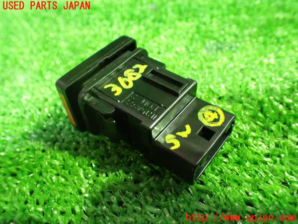 1UPJ-9236826309]アルファード(AGH30W)スイッチ4(パワードアオフ) 中古_2