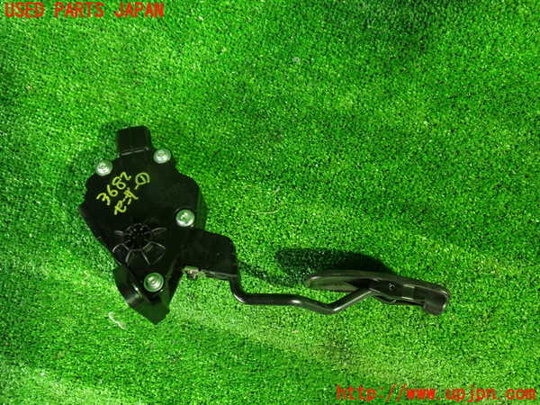 1UPJ-9236826381]アルファード(AGH30W)センサー1(アクセルペダル) 中古_3