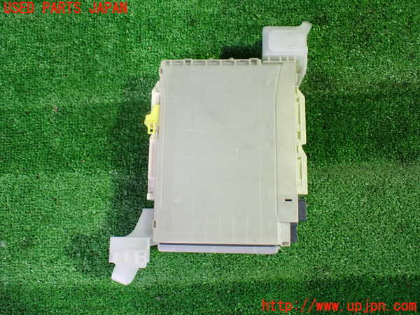 1UPJ-9236826741]アルファード(AGH30W)ヒューズボックス1(室内助手席側) 中古_2