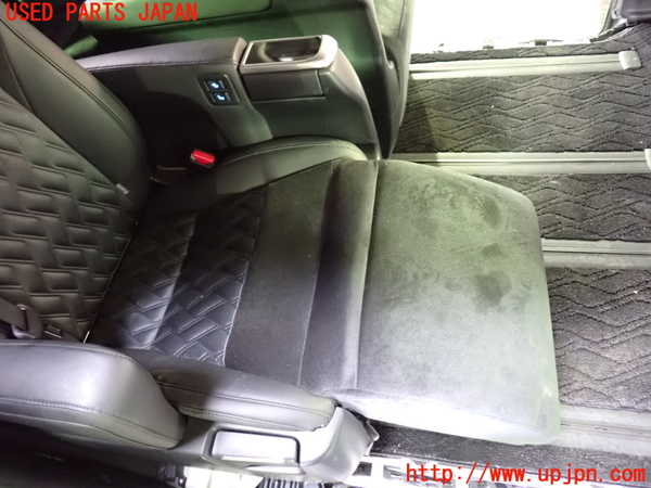 1UPJ-9236827145]アルファード(AGH30W)右2列目シート 中古_3