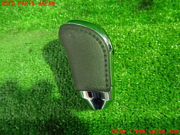 1UPJ-9236827570]アルファード(AGH30W)シフトノブ 中古_3