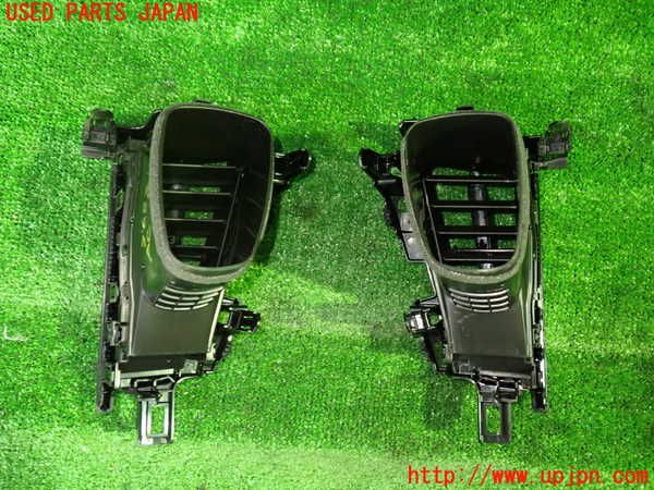 1UPJ-9236827528]アルファード(AGH30W)エアコン吹き出し口3(真中) 中古_2