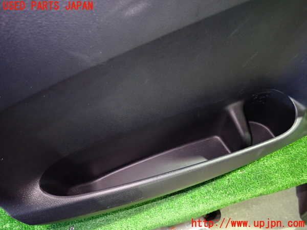 1UPJ-9236821264]アルファード(AGH30W)左前ドア内張り 中古_3