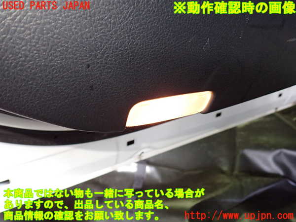 1UPJ-9236821264]アルファード(AGH30W)左前ドア内張り 中古_5