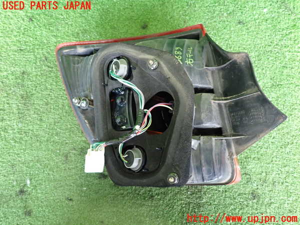 2UPJ-9236831530]セリカ(ZZT231)右テールランプ 中古_3