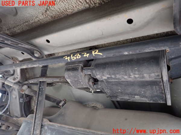 2UPJ-9236835445]セリカ(ZZT231)リアスタビライザー 中古_3