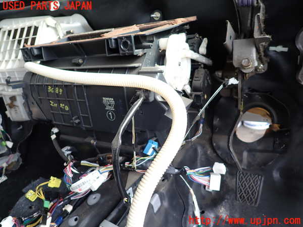 2UPJ-9236836081]セリカ(ZZT231)エバポレーター1 中古_2