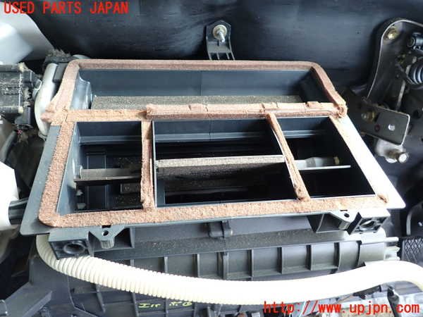 2UPJ-9236836081]セリカ(ZZT231)エバポレーター1 中古_4