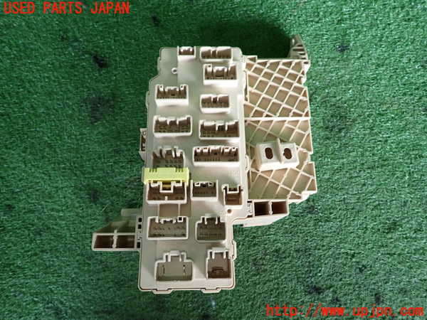 2UPJ-9236836742]セリカ(ZZT231)ヒューズボックス2 中古_3