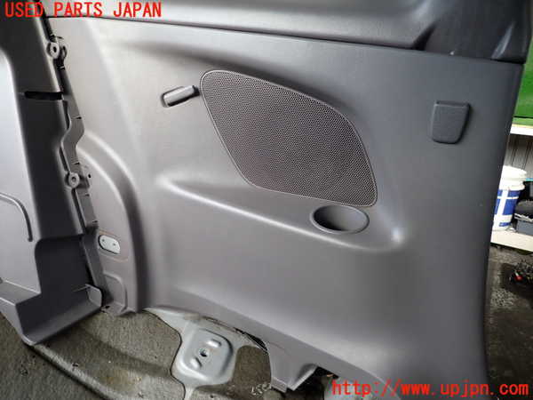 2UPJ-9236837680]セリカ(ZZT231)左リアピラートリム 中古_4