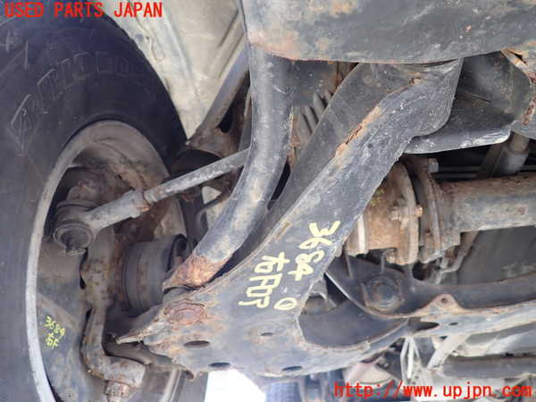 1UPJ-9236845176]デリカ スターワゴン(P25W)右フロントロアアーム1 中古_2