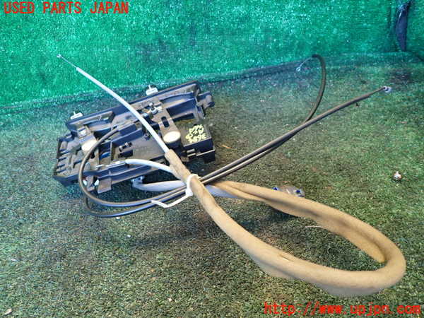 1UPJ-9236846066]デリカ スターワゴン(P25W)エアコンスイッチ1 中古_3